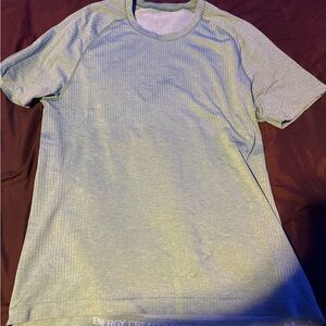 Lululemon Athletica Gray Short Sleeve Tee